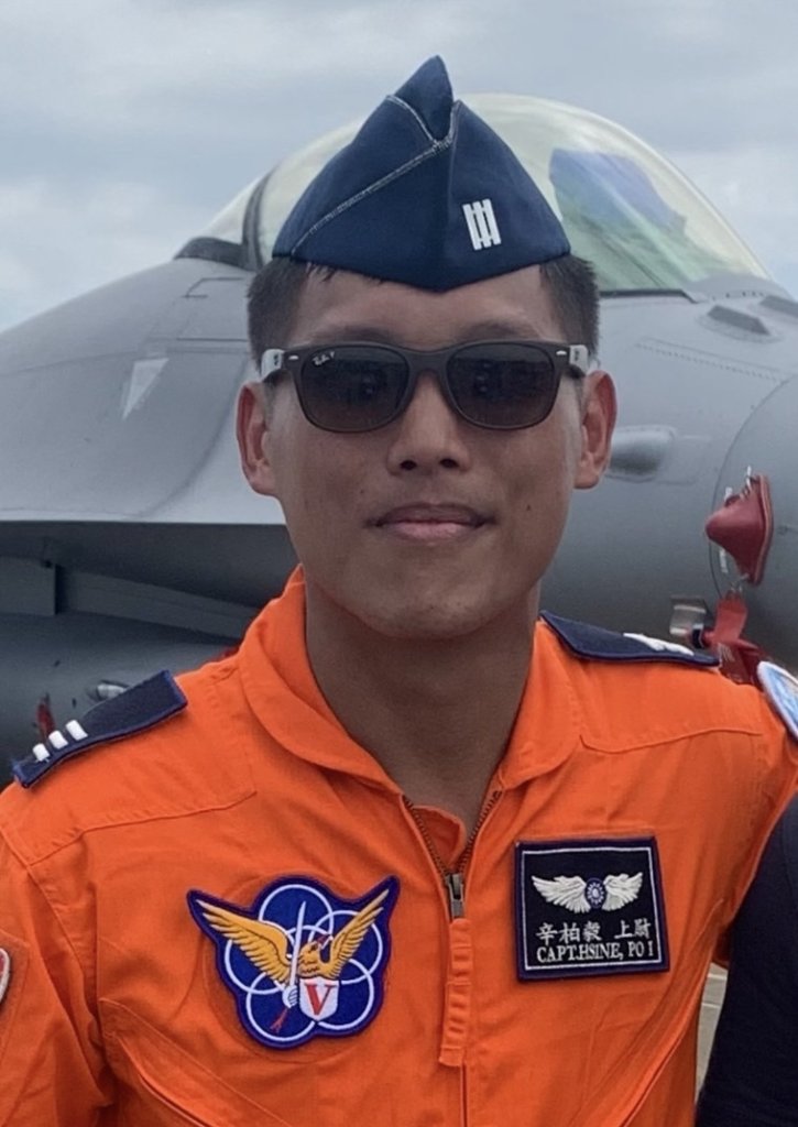 快訊／F-16失事！「上尉辛柏毅下落不明」顧立雄坐鎮空軍司令部