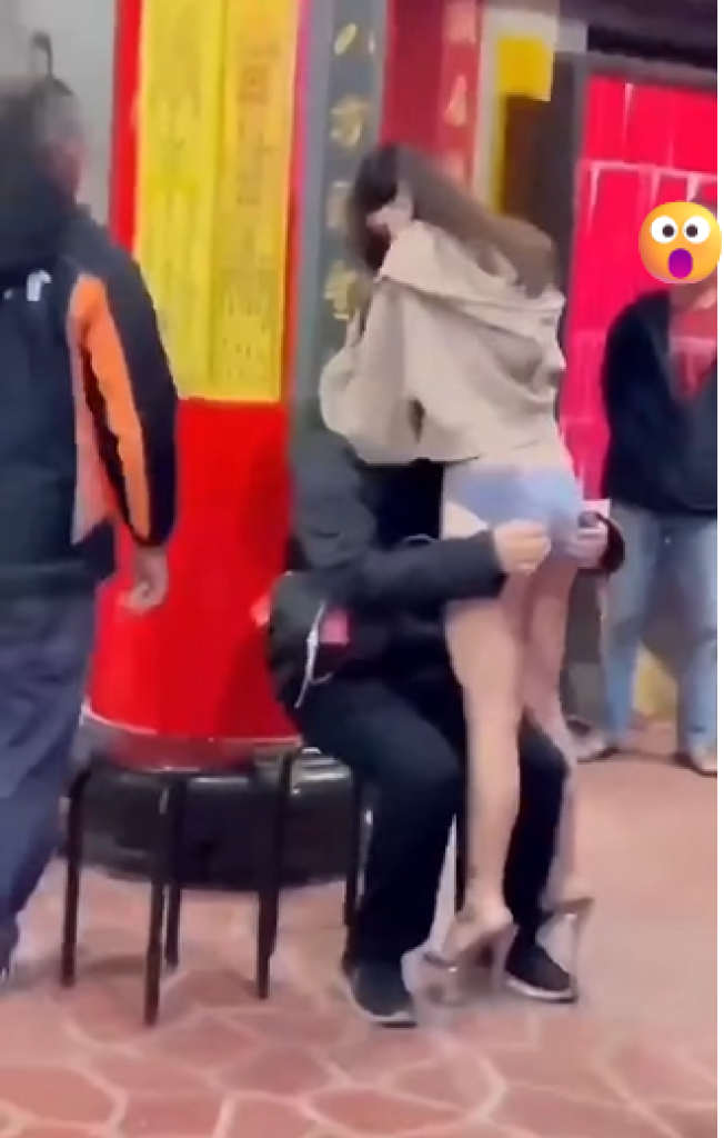 影/百元互動太超過？廟會前辣妹近距離"貼胸"服務　影片瘋傳掀尺度論戰