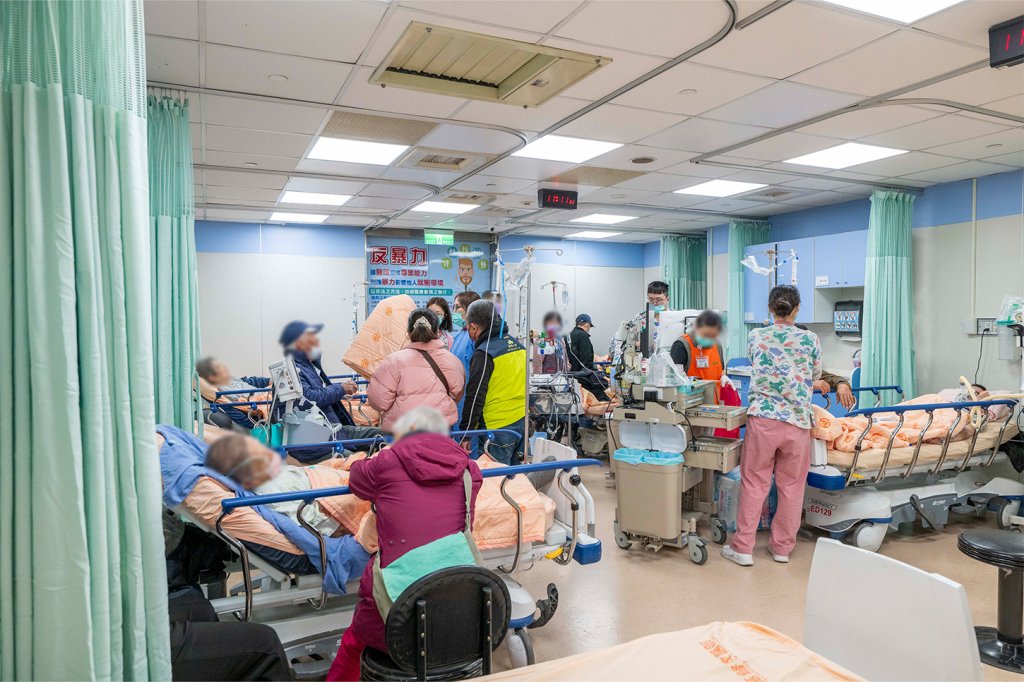 連日天寒 醫院急診出現滿床 彰基醫師提醒注意血壓及保暖