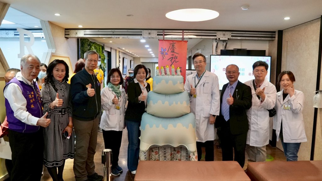 彰化秀傳慶祝醫檢師暨藥師節慶祝活動  宣導檢脂控脂