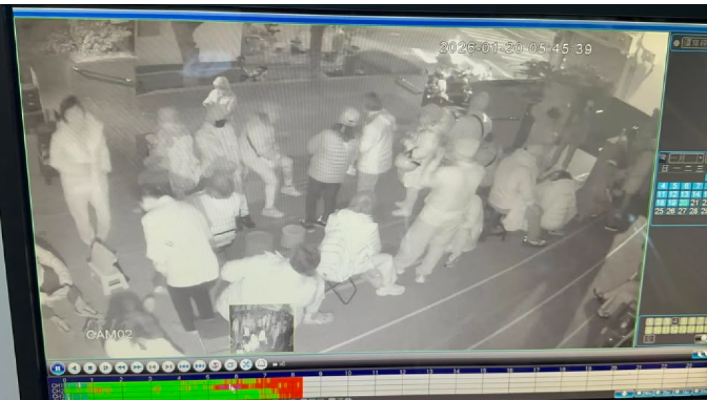 省萬元搶打皮蛇疫苗!彰化長輩半夜排隊卡位 180名額秒殺比演唱會還誇張