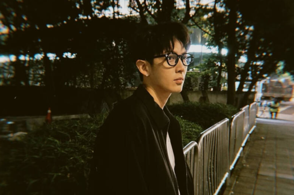 柯震東上網徵韓文家教　開出「3大條件」讓粉絲笑翻