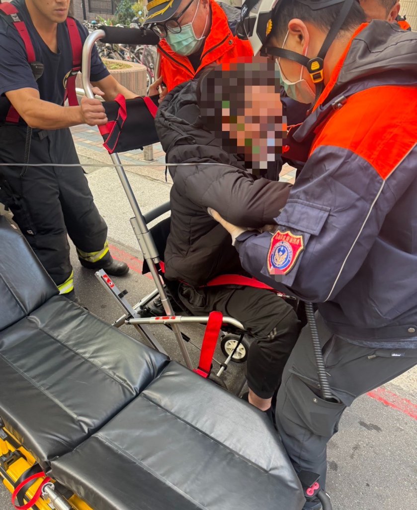 冷！高雄單月2件「一氧化碳中毒」　一家四口、兩女緊急送醫