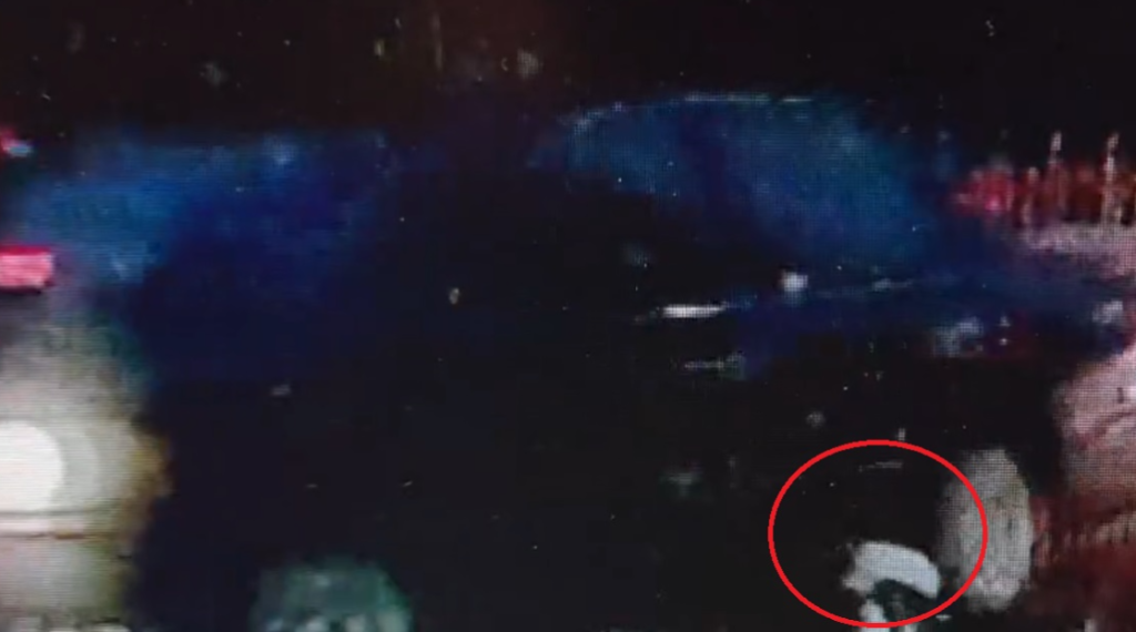 台北市南港區驚悚車禍！　轎車右轉輾過男童