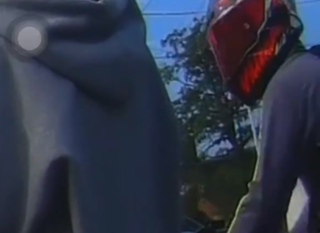 高雄露鳥俠！男騎士停紅燈「看隔壁女騎士自慰」　犯公然猥褻罰9000元