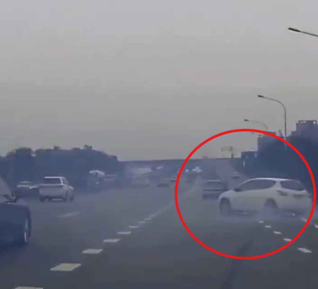 中彰快上演甩尾秀？白車突然原地轉360度 後方駕駛嚇壞：手煞車不是這樣玩