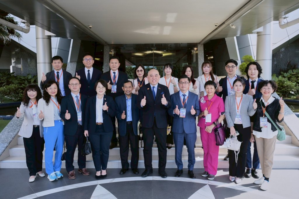 彰化縣議會跨海拜會馬來西亞雪蘭莪州議會 交流青年議政與都市更新經驗