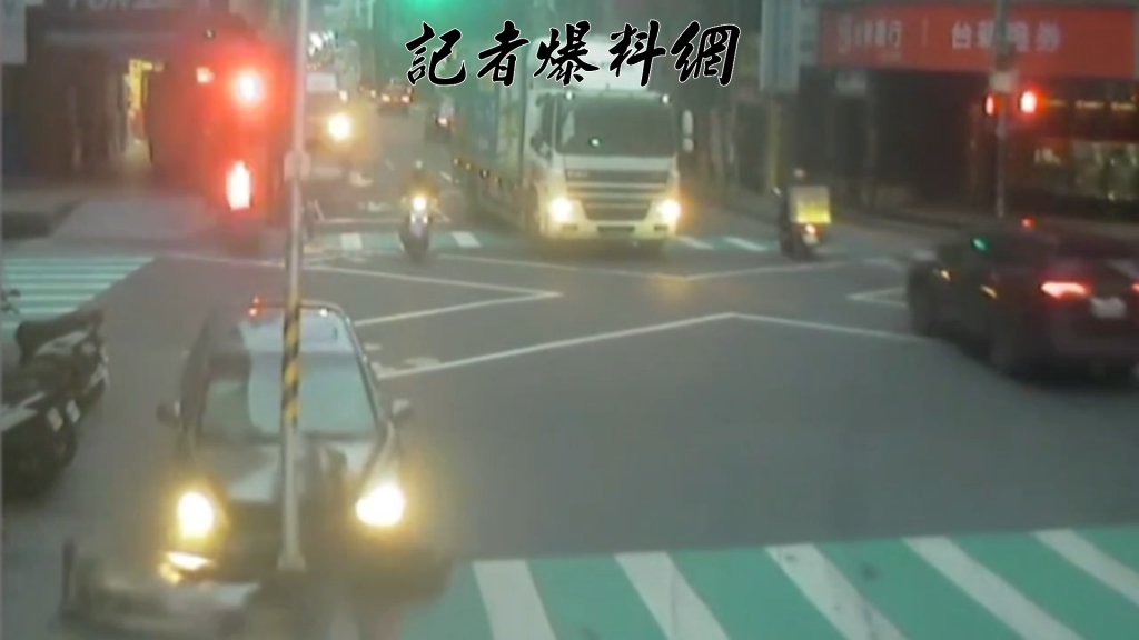 汐止男要上班突「斷片」！疑疲勞駕駛猛撞電線桿