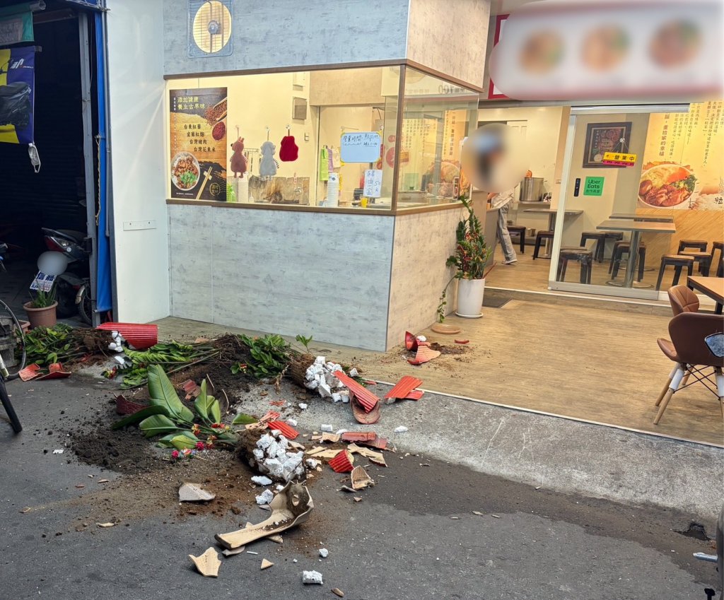 跟家人吵架氣到砸盆栽 楠梓男深夜狂毀自家店面