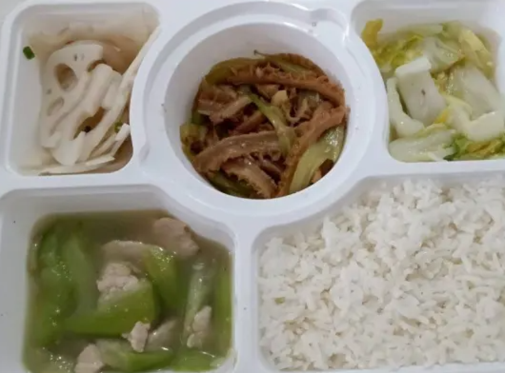 逃離者曝柬埔寨詐騙園區內幕！打300通電話最多3人上鉤　內有賭場、按摩店還能買春