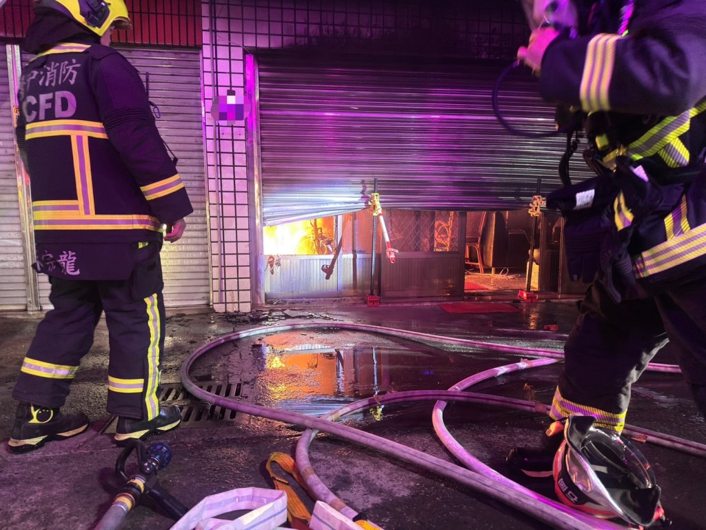 東勢民宅暗夜客廳失火！　1家3代3人送醫