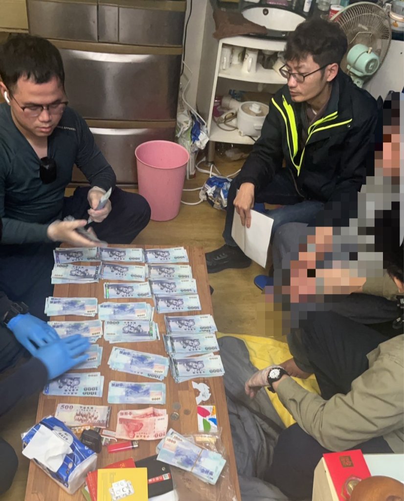 抓到了！攜帶60萬現金搭台鐵遭竊！　鐵路警察調閱數百支監視器逮捕竊賊