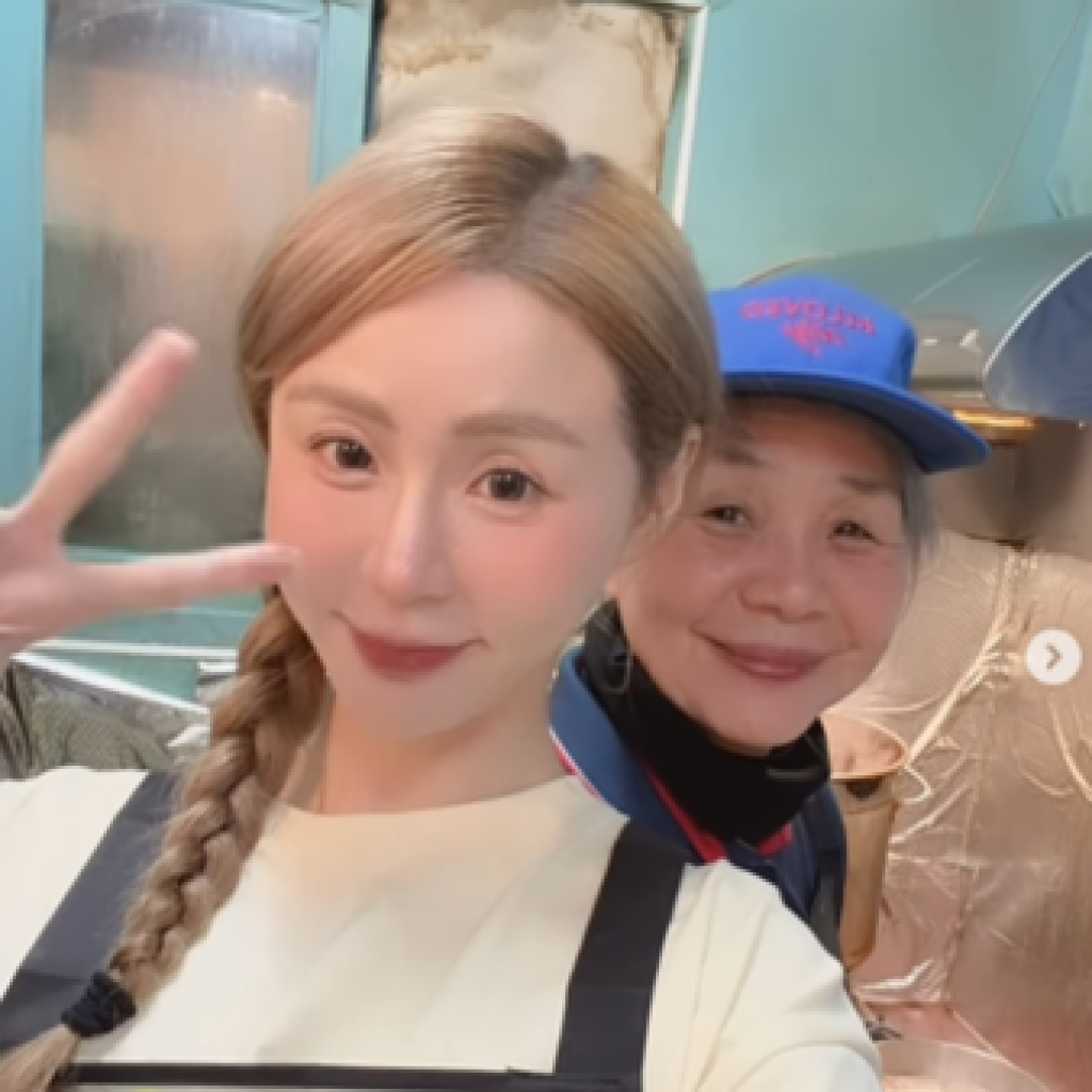 短今成「最美工讀生」！洗10小時碗　平溪餐廳幫媽顧店