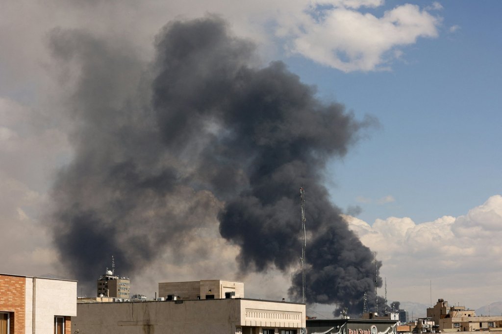 6神秘帳號精準壓中美以空襲伊朗時間　開戰前狂撈780萬疑洩內幕