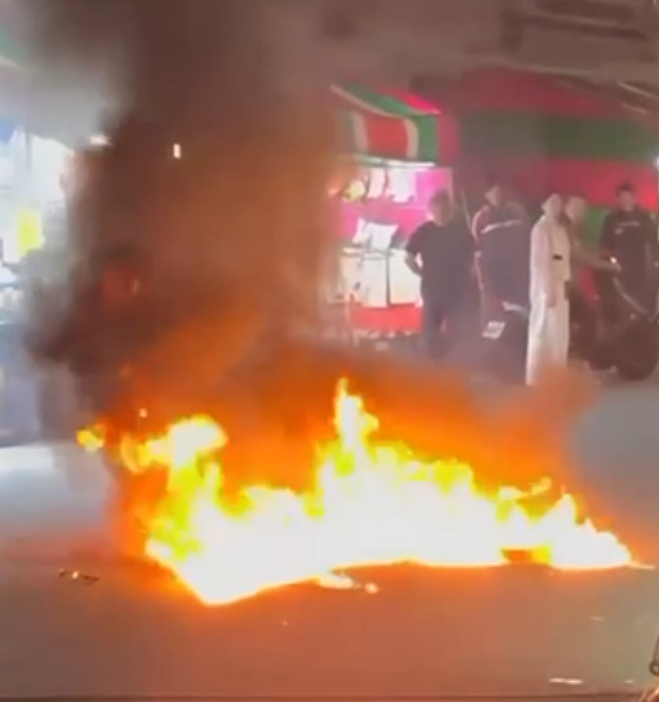 澎湖元宵市集縱火！　男子打火機點燃裝汽油寶特瓶警當場逮捕