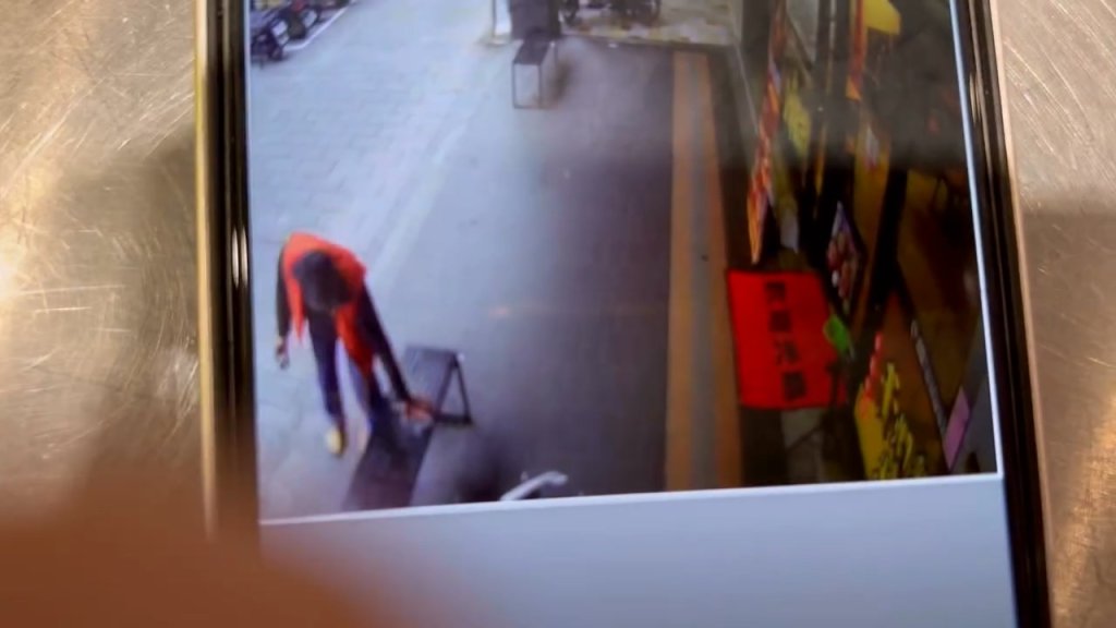 影／男撿走Dior皮夾到2超商盜刷信用卡　失主PO影片怒請新店網友尋人！警方回應了