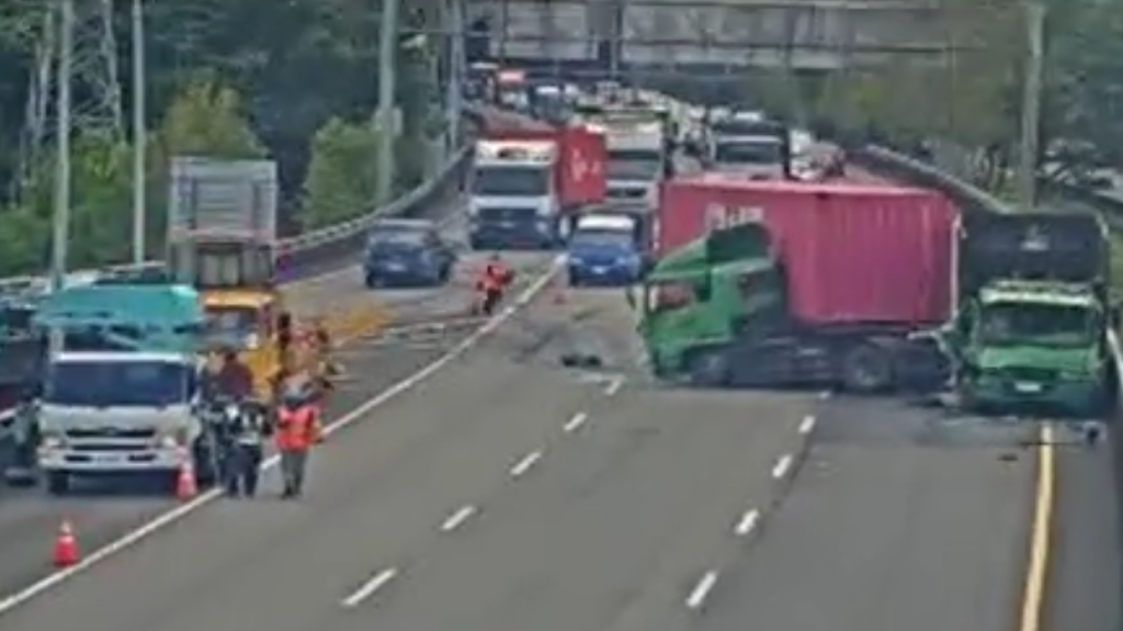 國道3號連環車禍！ 　貨櫃車失控撞緩撞車再撞大貨車 