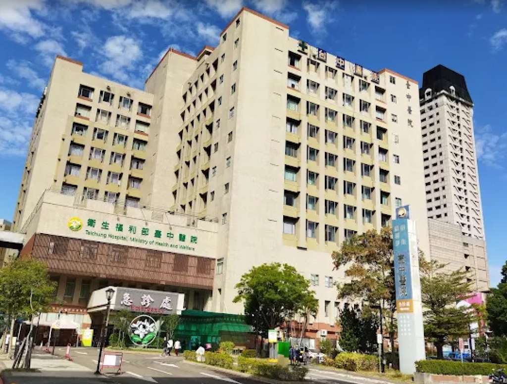 疑跌倒蓮蓬頭管線勒頸　台中64歲婦溶室內昏迷送醫不治