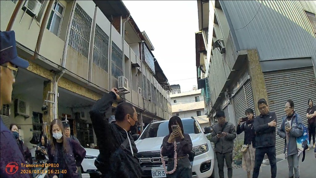 埔內街虐狗事件 飼主家中丟擲玻璃瓶 警方呼籲民眾理性