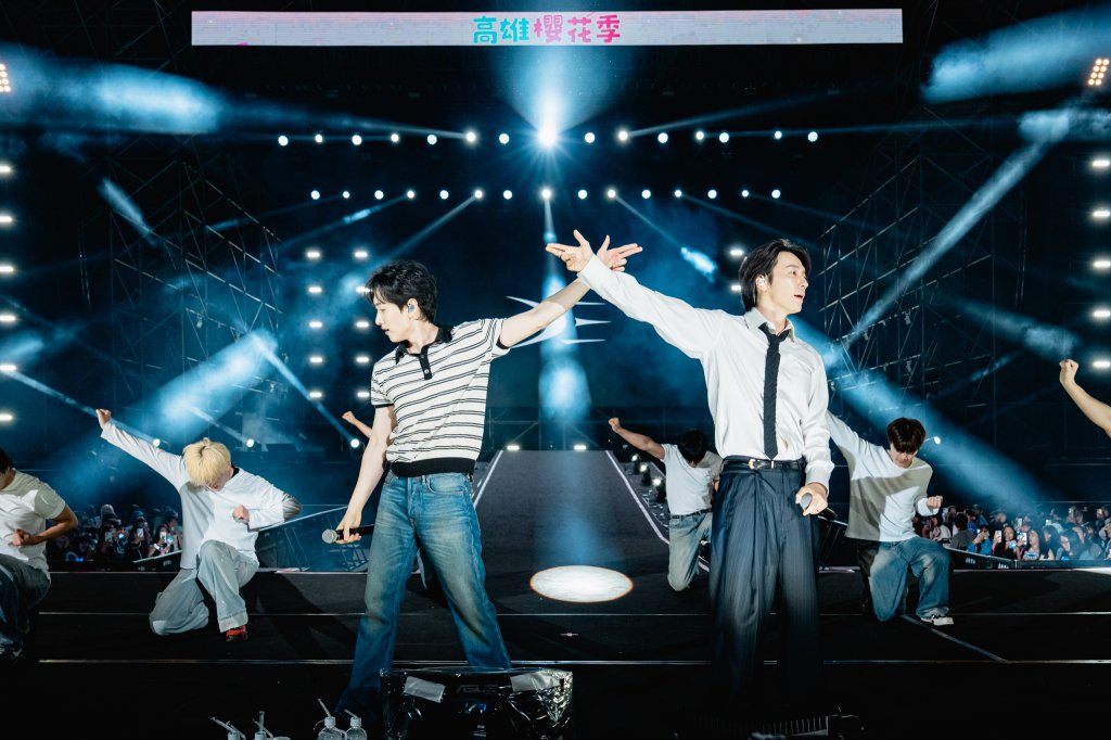 三萬人狂喊安可！SJ D&E壓軸炸場　高雄櫻花季三天破10萬人