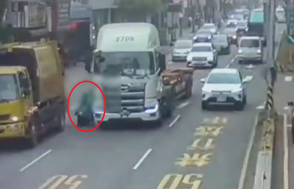 桃園八德母女車禍OHCA！　送醫搶救中