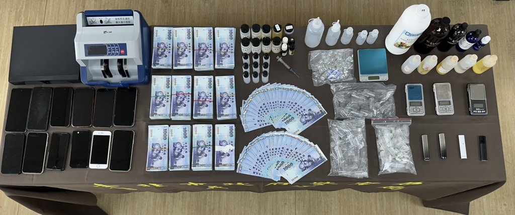 假檢警再斜槓毒梟！「天道盟」大哥開葬儀社掩護　警抄出滿屋「喪屍煙彈」