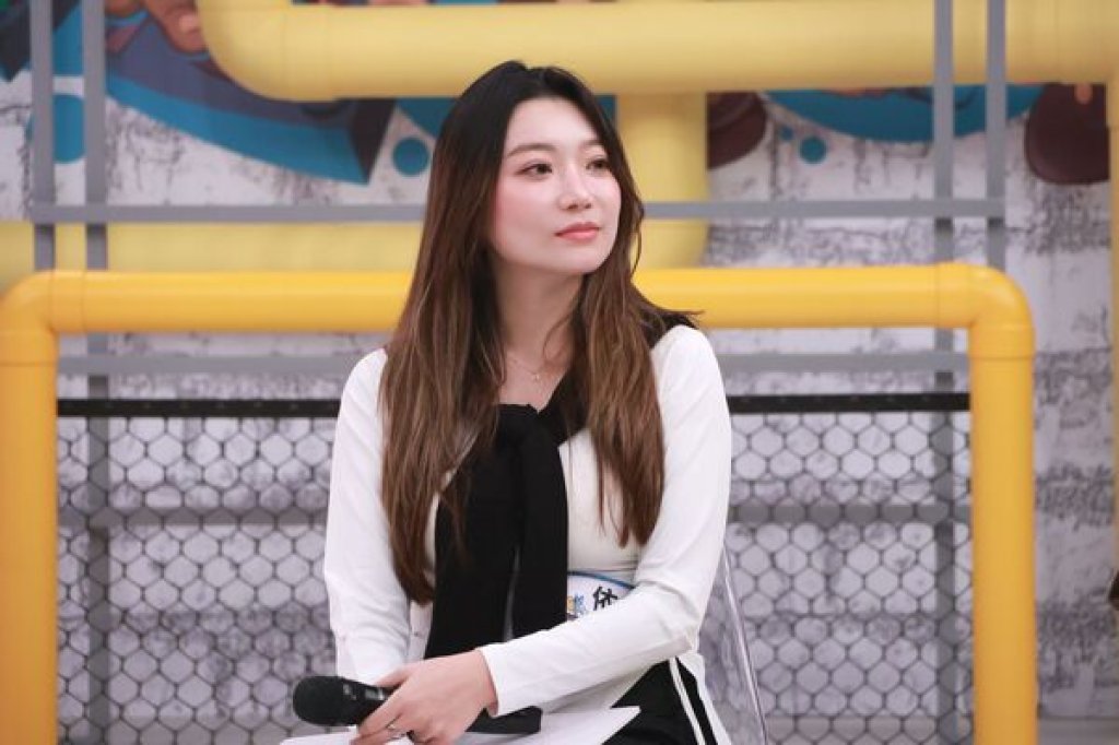 依依抓包納豆說謊溜出去喝酒！飆罵男星「演藝圈毒瘤」