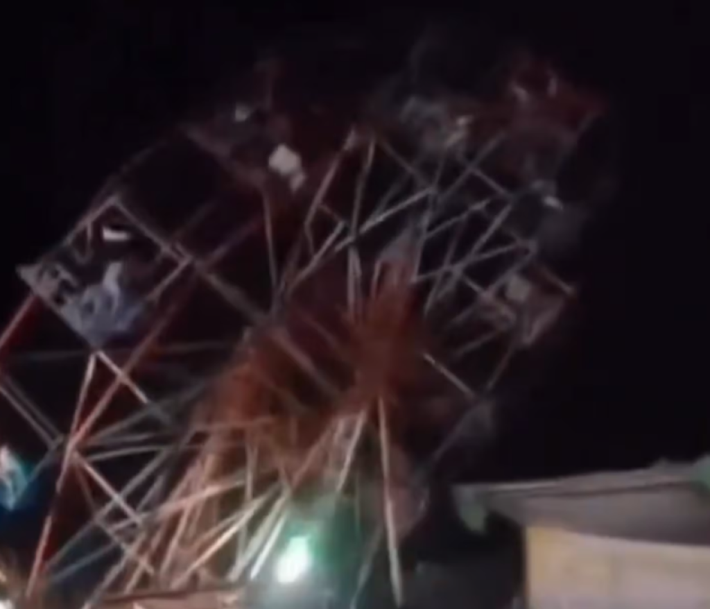 影／至少40人傷！印度18公尺摩天輪「轉2圈就倒塌」　80乘客噴飛驚悚影片瘋傳