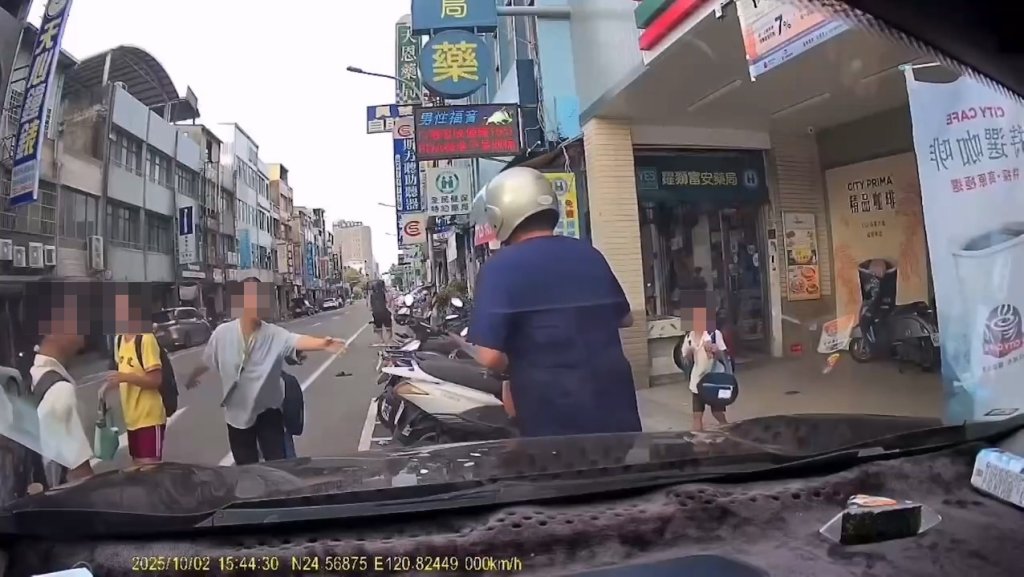 影／苗栗男吸毒後隨機殺人！拿30公分菜刀大街砍傷3人　法院重判29年