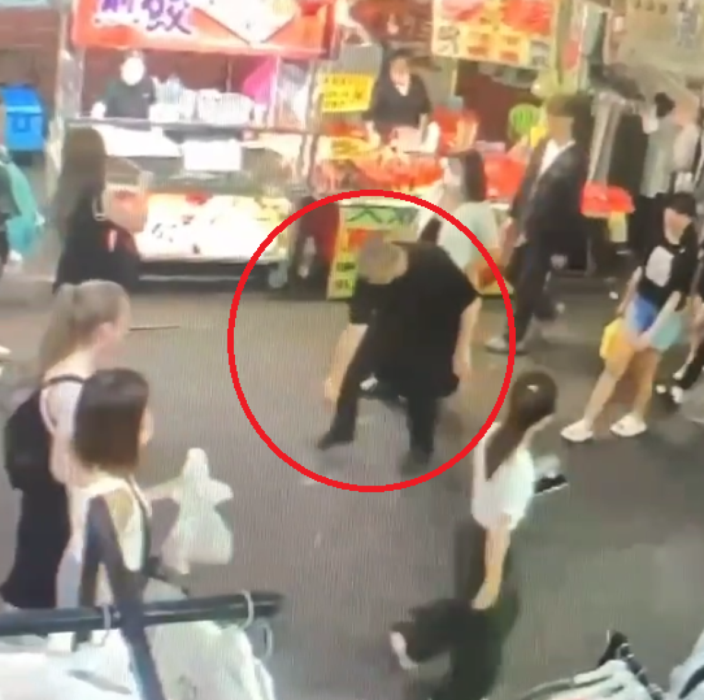 大逆轉！台中民眾黨逢甲夜市掃街「噴辣椒水」竟是警方擺烏龍　市警六分局長記過調職傷害罪送辦