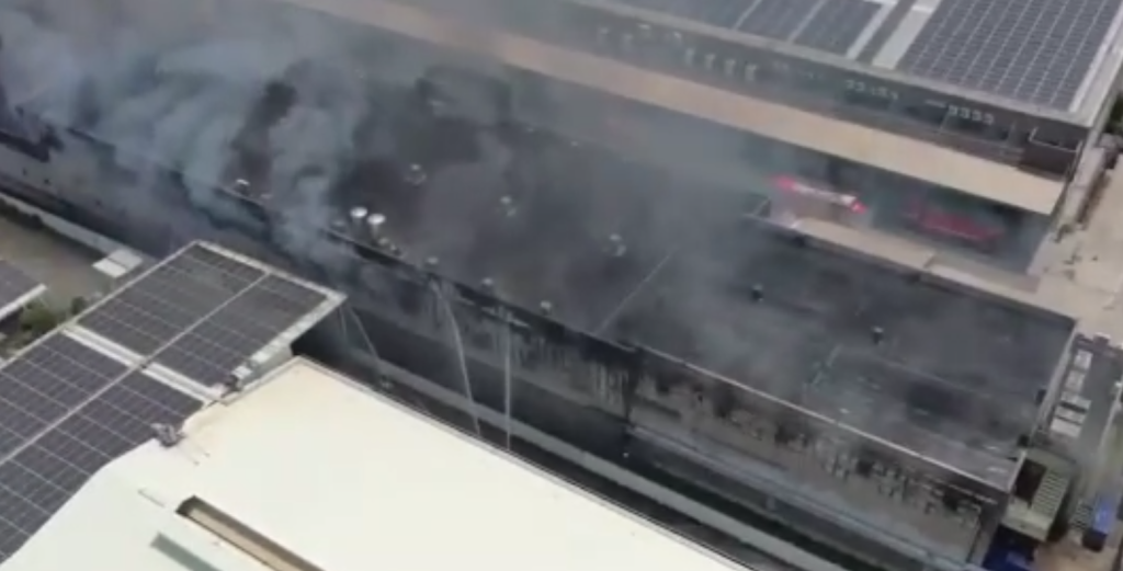 台中工廠火警延燒逾12時持續殘火處理　中市府：空氣品質回復正常