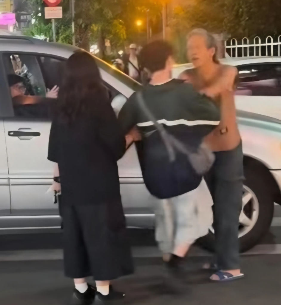 惡行曝光！汽車駕駛未禮讓行人嗆聲還推人　警追查究辦