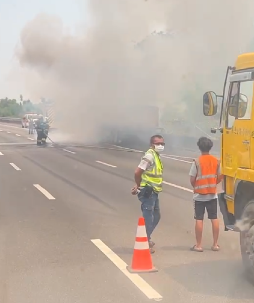  國道3號田寮路段火燒車！　車流回堵6公里
