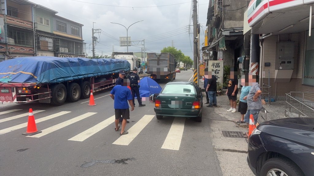 快訊／高雄死亡車禍！8旬婦遭大貨車輾過　當場身亡