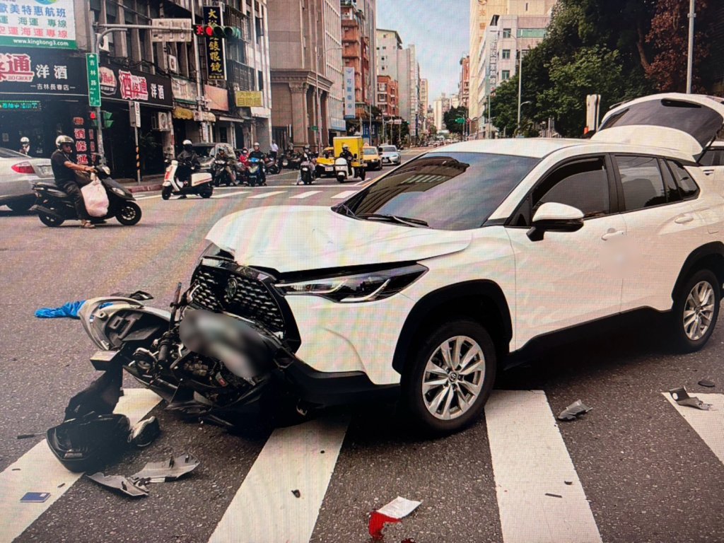 10年40餘次違規！北市「違規大王」無照上路　左轉未禮讓直行撞死騎士