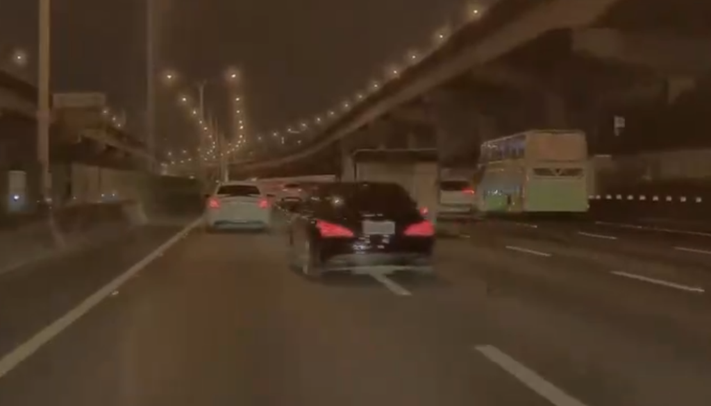 國道1號兩車變換車道不慎擦撞　警追查是否有兢速！