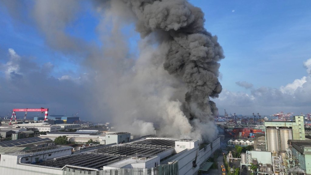 血汗苦消防3／消防員吹冷氣「被斷電」！168制度+冷氣問題　警消的命不是命？
