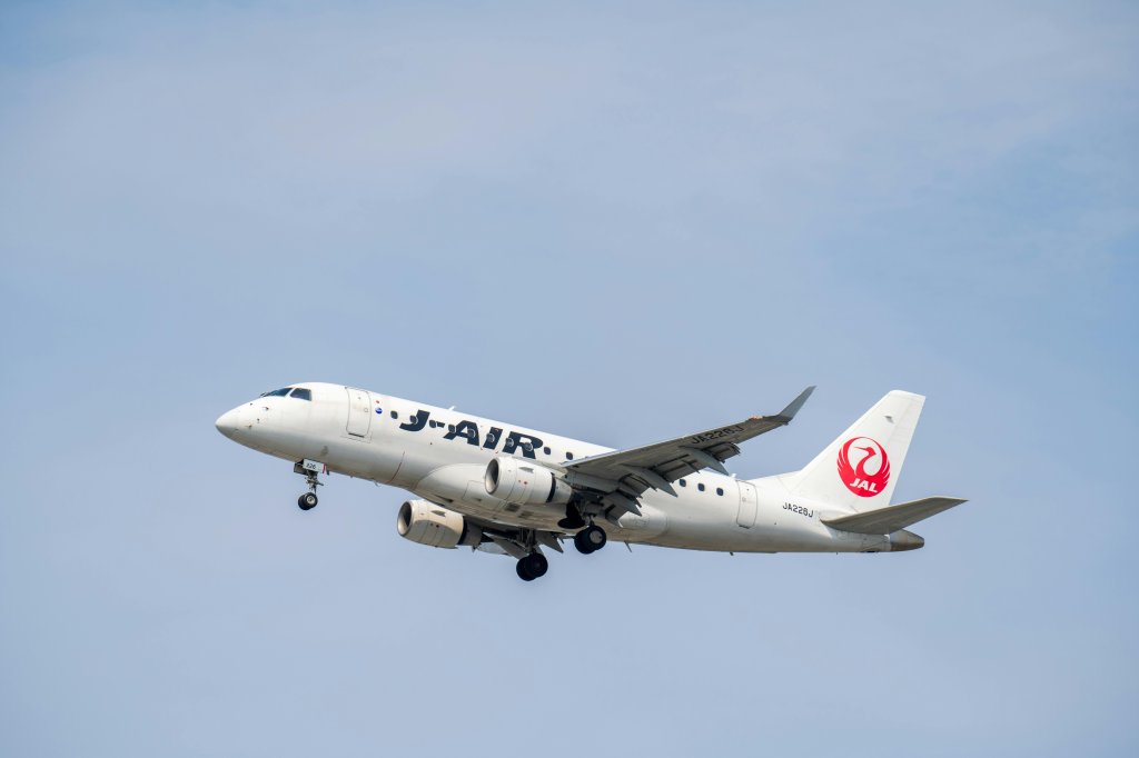 日本航空座艙長酒精超標！座艙長前晚狂飲隱瞞　害班機延誤40分鐘
