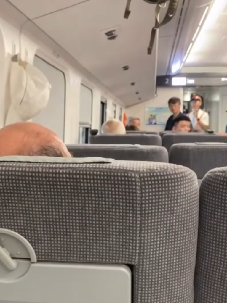 台鐵自強號老人霸佔坐位！　旅客氣炸