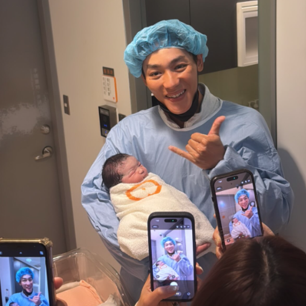 陳晨威當爸爸了！陪老婆啾啾進產房　「66小公主誕生」