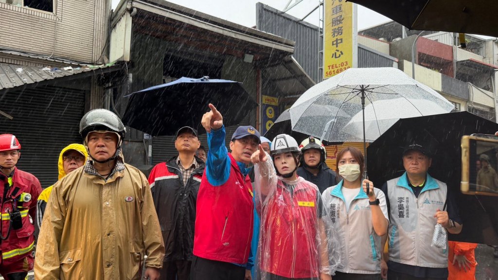 新竹高翠路住宅氣爆釀重大傷亡　2人OHCA送醫搶救　市府啟動緊急安置