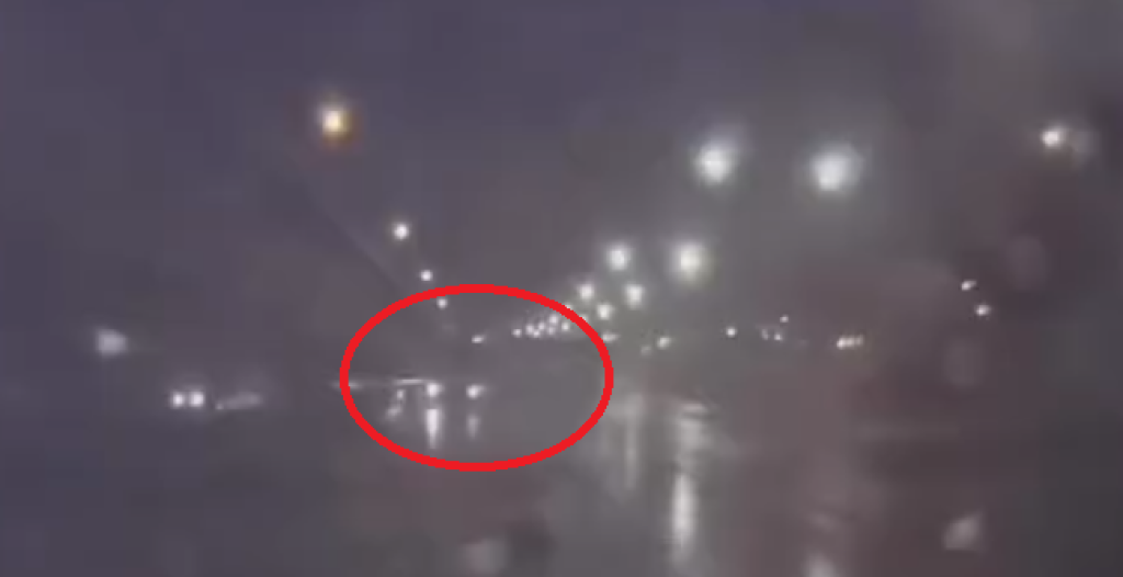 天雨路滑釀禍！　台74線砂石車自撞護欄駕駛骨折