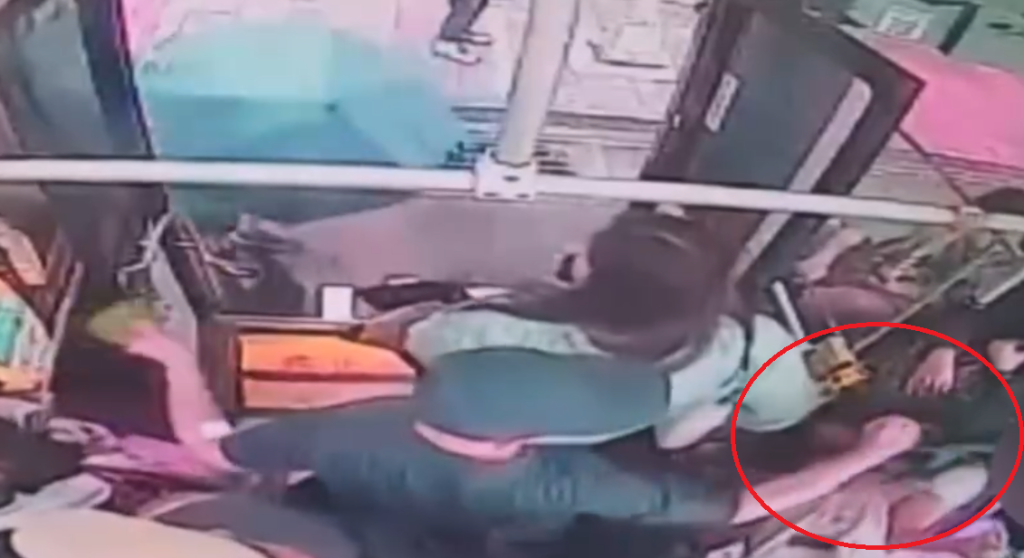  女高中生搭公車遭陌生男持傘戳傷！　士林分局鎖定犯嫌追緝中