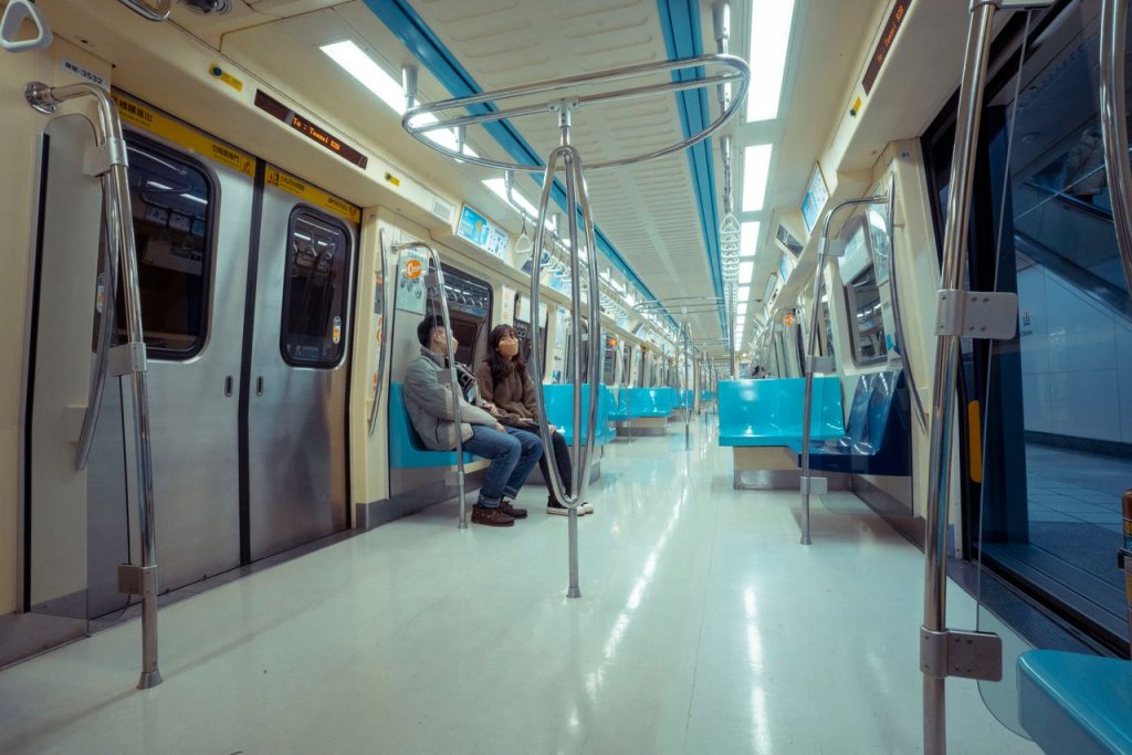 北捷「板橋站」傳爆炸聲！雙向列車一度停擺　北捷說明了