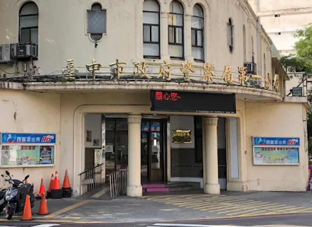 台中婦人派出所內欲持刀自傷　警方英勇奪刀戒護送醫