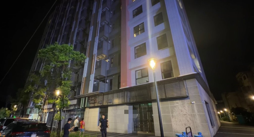 快訊／5月才交屋！高雄社會住宅「傳爆炸聲」民眾見濃煙狂摳119　真相曝