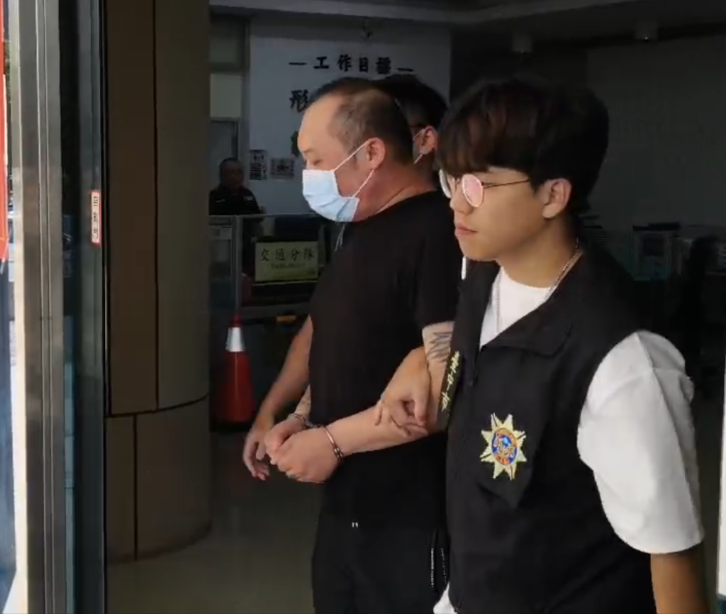 港籍男涉揮拳攻擊矢板明夫　檢警3小時火速逮人　中檢認涉「跨境鎮壓」聲押禁見