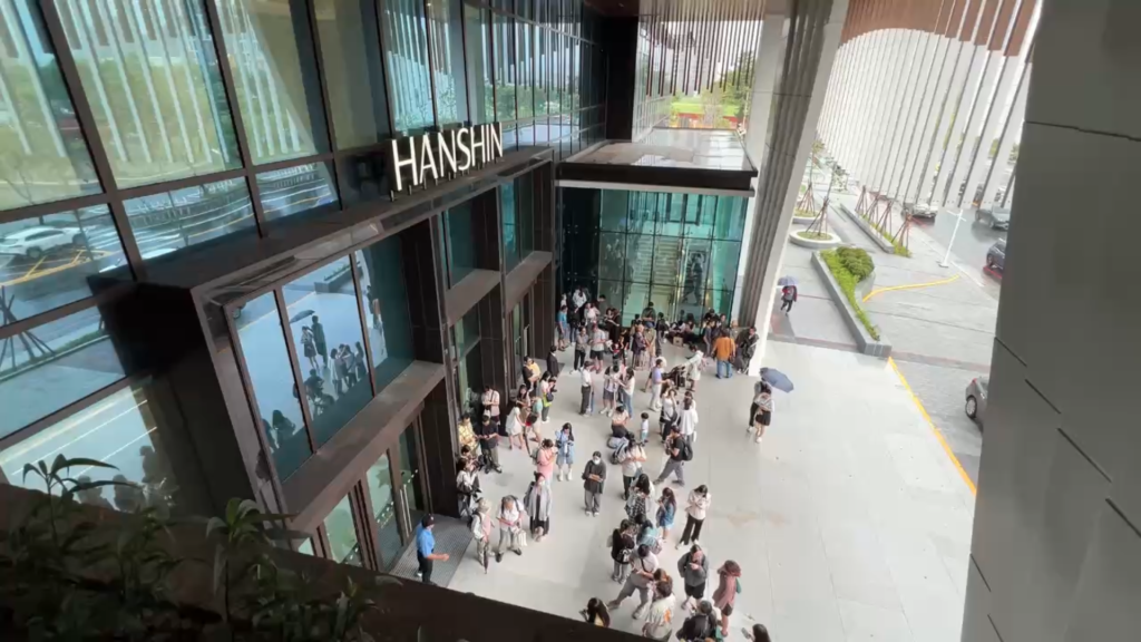 颱風假台中百貨幾乎全休館　漢神洲際中午12點恢復營業引熱議