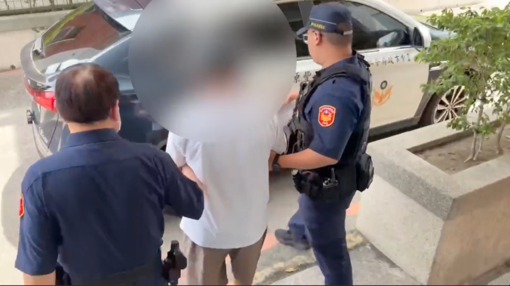 快炒店酒後爆衝突！男子水果刀掉落嚇壞眾人　豐原警依殺人未遂、恐嚇送辦
