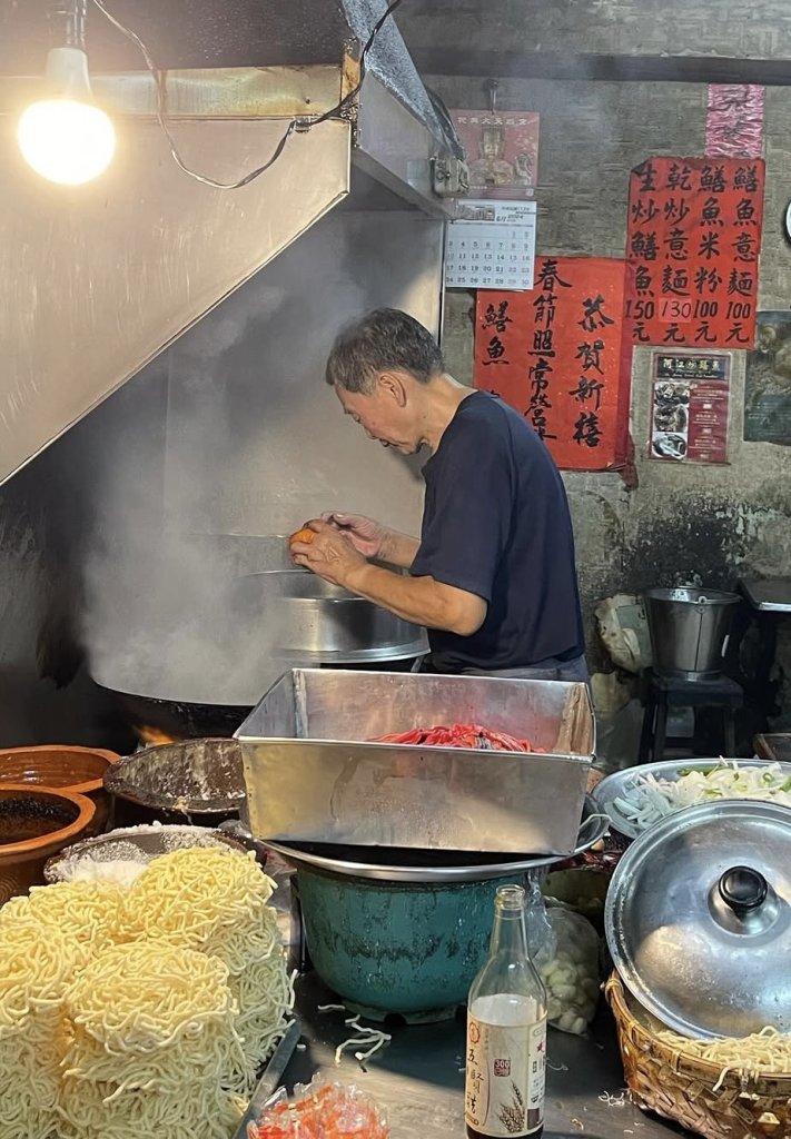 台南48年「阿江鱔魚」知名小吃熄燈倒數　73歲老闆退休原因曝